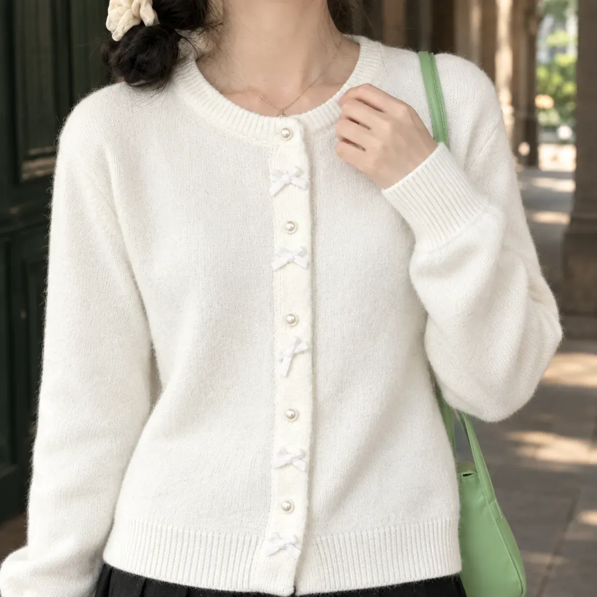Grace-Eve Bow Cardigan — detail