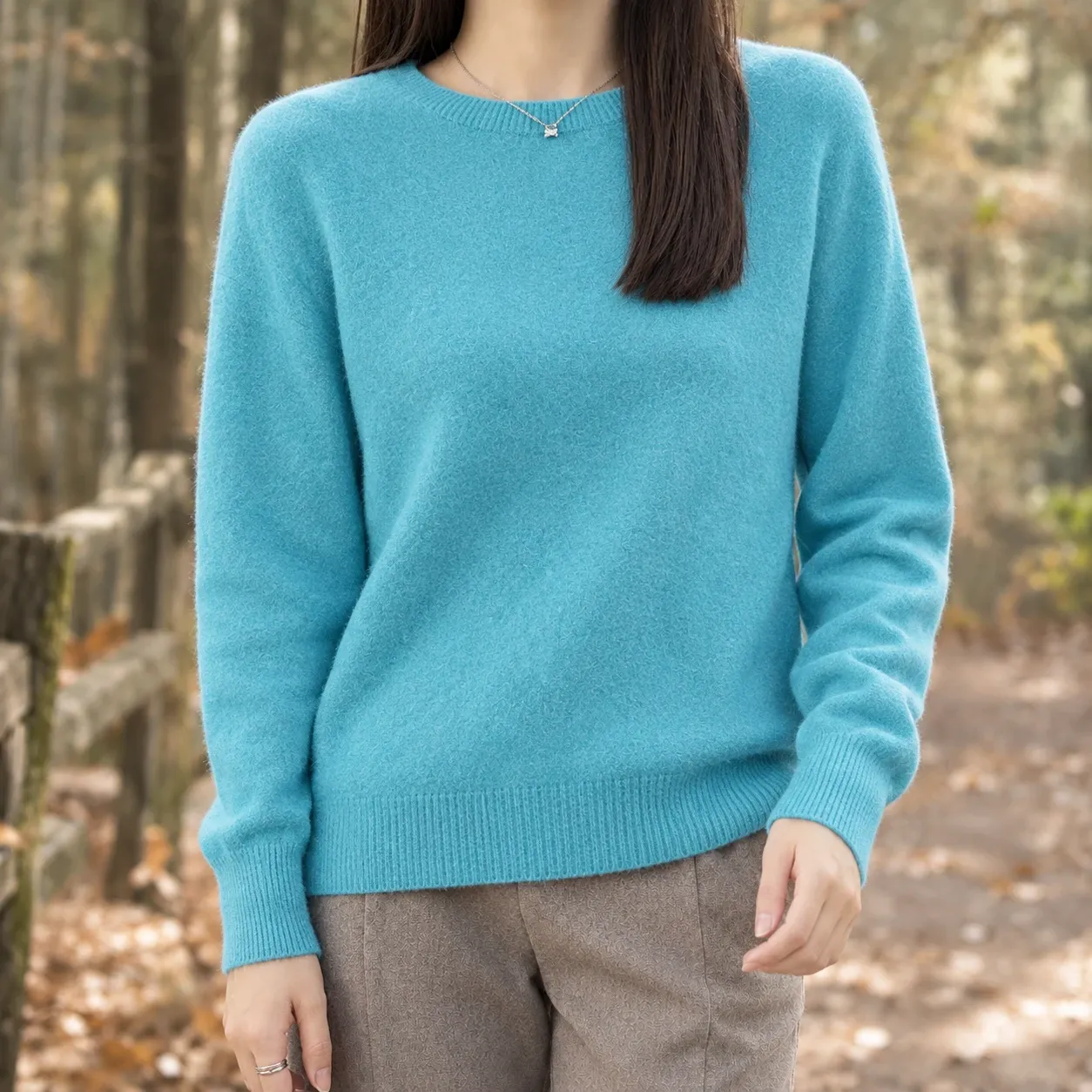 Annabel-Faye Crew Neck Sweater in Lake Blue