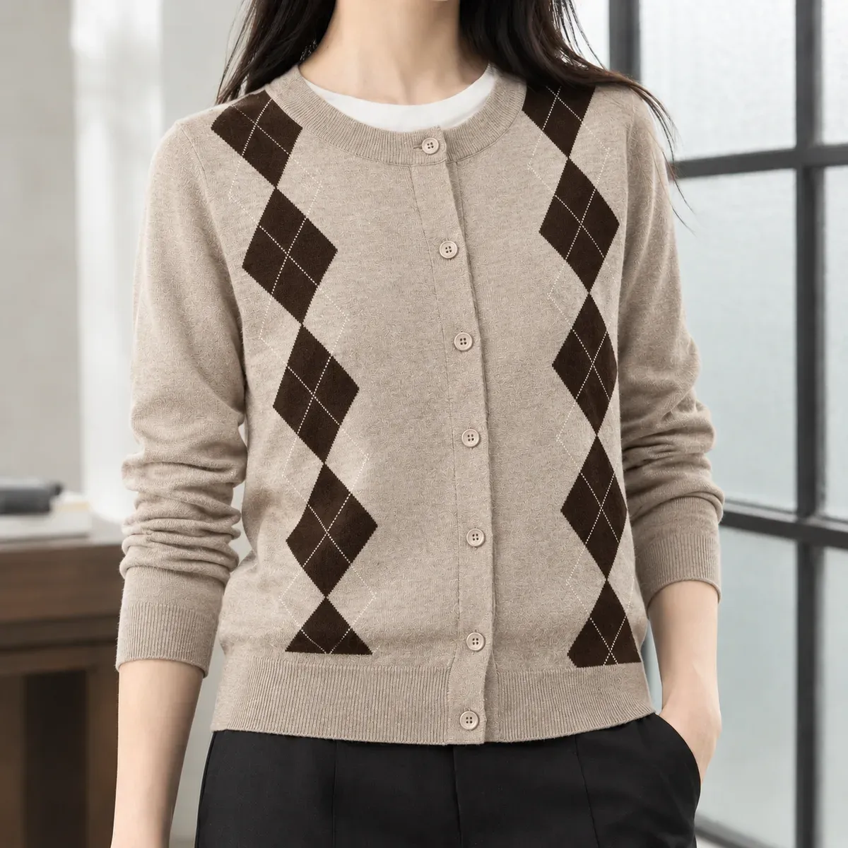 Madeleine-Louise Argyle Cardigan in Beige